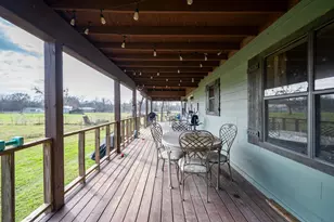 101 Taylor St, Como, TX 75431 - Photo 25