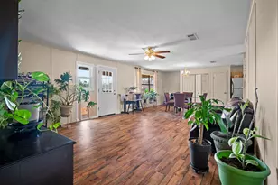 101 Taylor St, Como, TX 75431 - Photo 9