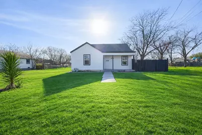 310 S Hampshire Street, Saginaw, TX 76179 - Photo 25