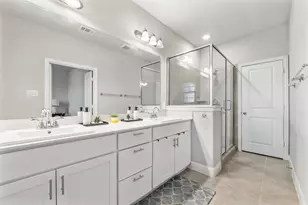 620 Hutchinson Ln, Lewisville, TX 75077 - Photo 15