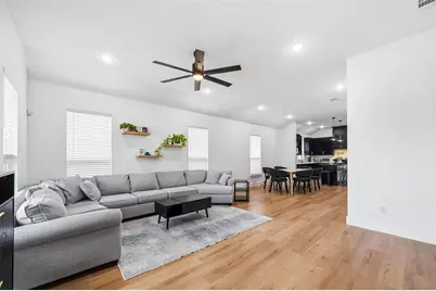 3215 Bill Harrod Street, Dallas, TX 75212 - Photo 5