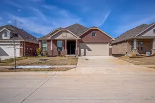 600 Hogan Dr, Denton, TX 76210 - Photo 1