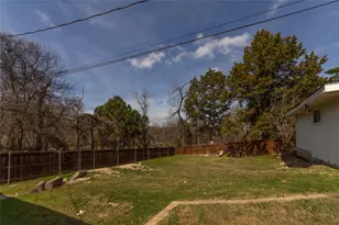 3217 Cedarcroft Ln, Dallas, TX 75233 - Photo 23