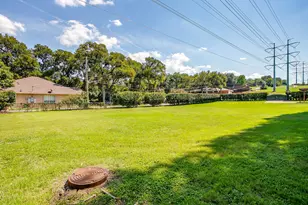 2234 Ivanhoe Cir, Grand Prairie, TX 75050 - Photo 37