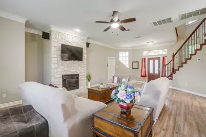 2234 Ivanhoe Circle, Grand Prairie, TX 75050 - Photo 5