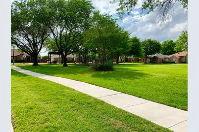 2921 Lake Valley Drive, Garland, TX 75040 - Photo 35