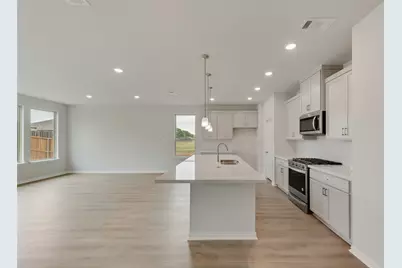 525 Marcus Lane, Crowley, TX 76036 - Photo 7