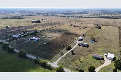 9344 County Road 204, Grandview, TX 76050 - Photo 5