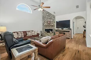 2012 Tremont Cir, Denton, TX 76205 - Photo 5