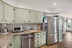 698 Hackberry, Van Alstyne, TX 75495 - Photo 11