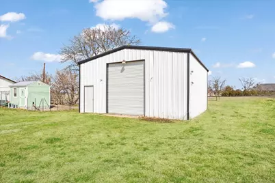 698 Hackberry, Van Alstyne, TX 75495 - Photo 33