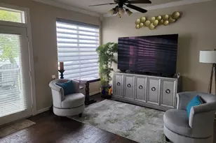 402 Oakbrook, Lewisville, TX 75057 - Photo 7