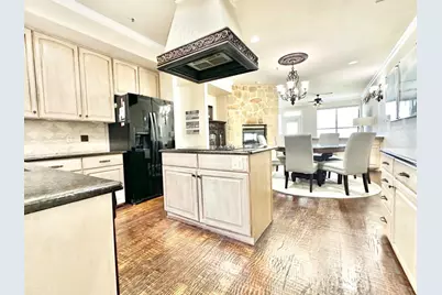 402 Oakbrook, Lewisville, TX 75057 - Photo 15