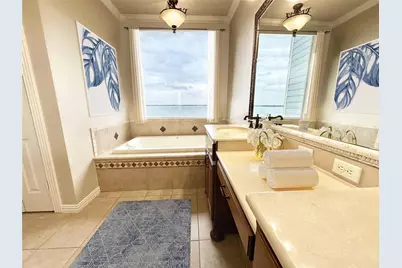 402 Oakbrook, Lewisville, TX 75057 - Photo 23