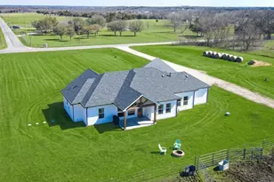 2415 Bucksnort Rd, Van Alstyne, TX 75495 - Photo 3