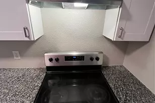 2688 Hearthstone Dr, Farmers Branch, TX 75234 - Photo 9