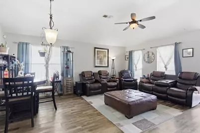 4019 Scarsdale Lane, Dallas, TX 75227 - Photo 3