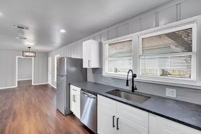 413 Shaw Street, Cleburne, TX 76033 - Photo 5