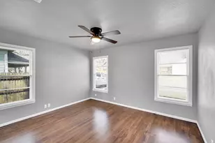 413 Shaw St, Cleburne, TX 76033 - Photo 13