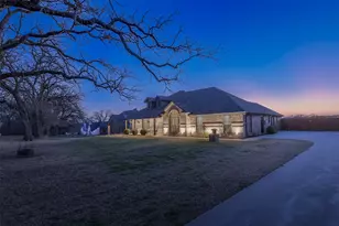 104 Smokey Br, Weatherford, TX 76085 - Photo 3