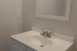 215 Lake Park Rd, Lewisville, TX 75057 - Photo 9