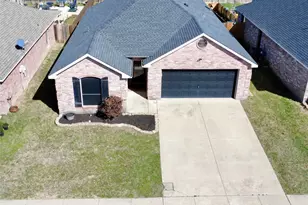 12233 Hunters Knoll Dr, Fort Worth, TX 76028 - Photo 3