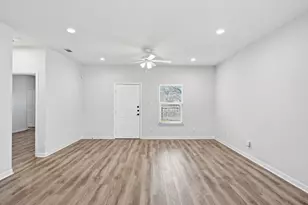 5504 Wellesley Ave, Fort Worth, TX 76107 - Photo 13