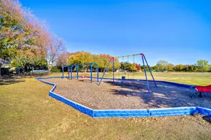 900 Southern Hills Way, Aubrey, TX 76227 - Photo 35