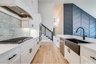 900 Southern Hills Way, Aubrey, TX 76227 - Photo 11