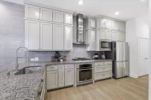 2400a Holt Dr, Carrollton, TX 75010 - Photo 7