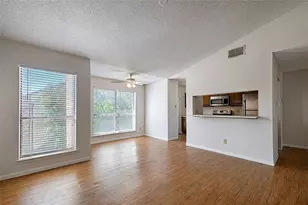 2109 Rainbow Dr, Arlington, TX 76011 - Photo 3