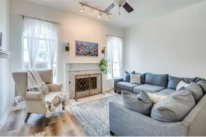 208 Touchdown Drive, Irving, TX 75063 - Photo 7