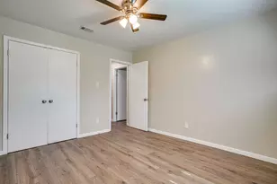 309 Sundown Ct, Burleson, TX 76028 - Photo 31