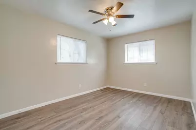 309 Sundown Court, Burleson, TX 76028 - Photo 27