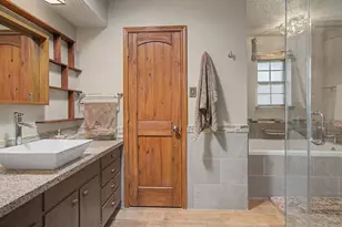 604 Baker Dr, Hurst, TX 76054 - Photo 21