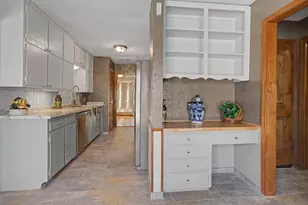 604 Baker Dr, Hurst, TX 76054 - Photo 15