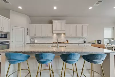 15445 Bluffdale Drive, Roanoke, TX 76262 - Photo 9