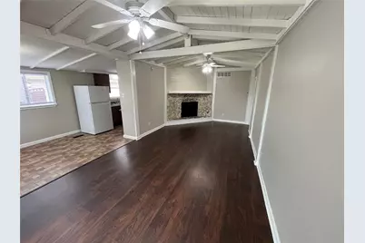 2442 SE 14th Street, Grand Prairie, TX 75051 - Photo 7