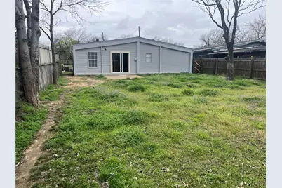 2442 SE 14th Street, Grand Prairie, TX 75051 - Photo 25