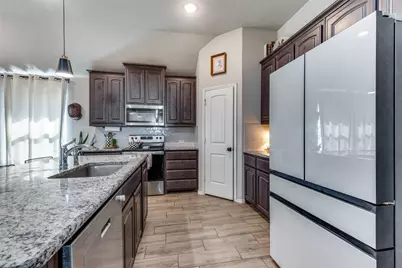 216 Magnolia Drive, Azle, TX 76020 - Photo 7