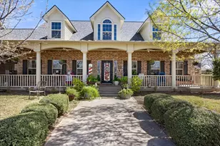 9001 Sawgrass Ct, Granbury, TX 76049 - Photo 3