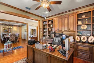 9001 Sawgrass Ct, Granbury, TX 76049 - Photo 7