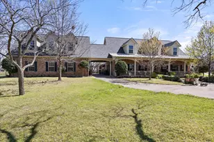 9001 Sawgrass Ct, Granbury, TX 76049 - Photo 5