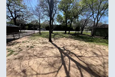 12508 Meadowcrest Lane, Balch Springs, TX 75180 - Photo 23