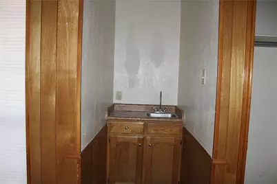 613 NW Renfro Street, Burleson, TX 76028 - Photo 3