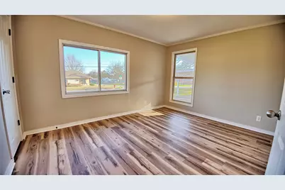 900 N Lamb Street, Bowie, TX 76230 - Photo 17