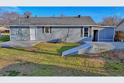 900 N Lamb Street, Bowie, TX 76230 - Photo 19