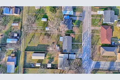 900 N Lamb Street, Bowie, TX 76230 - Photo 29