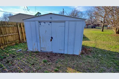 900 N Lamb Street, Bowie, TX 76230 - Photo 25