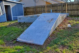 900 N Lamb St, Bowie, TX 76230 - Photo 25